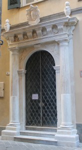 Portale marmo Palazzo Bernardo Ferrero SV